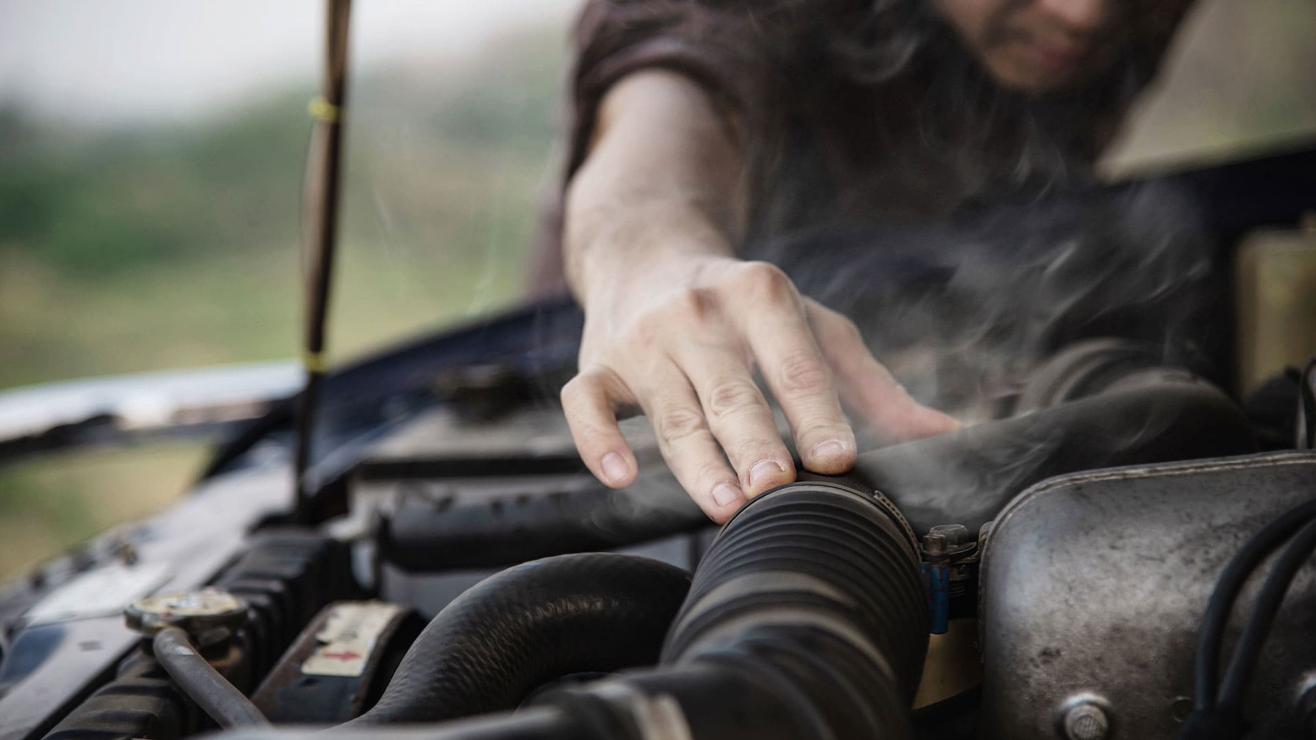 Sobrecalentamiento del motor de un coche.